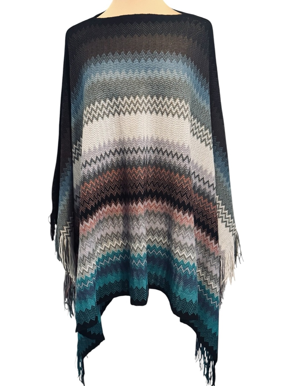 Le Moda Poncho  Chevron knit fringe striped poncho blue brown gray